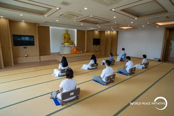 Meditating together on the tatami
